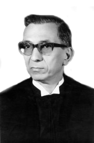Min. Barros Monteiro
